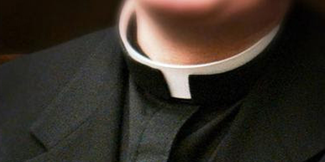 081716 priest collar