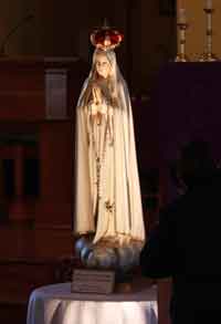 031717 fatima statue