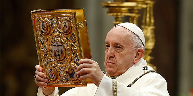 pope-sets-special-day-to-honor-study-share-the-bible