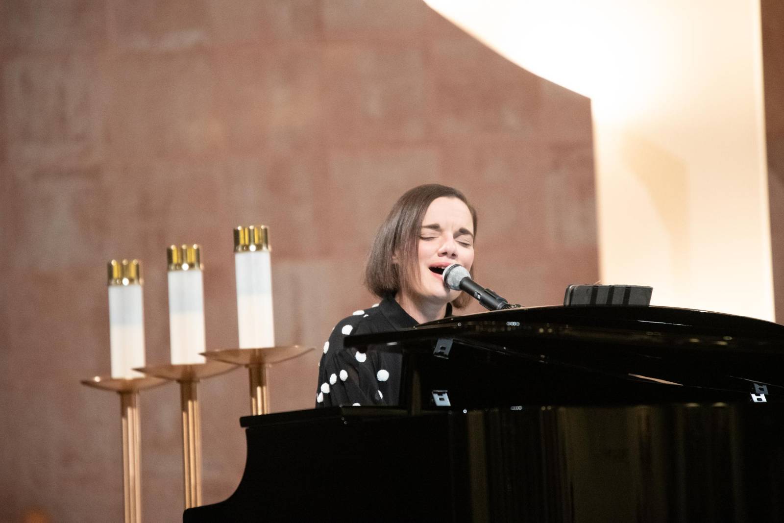 d85_1855_55111195023_o (Copy)