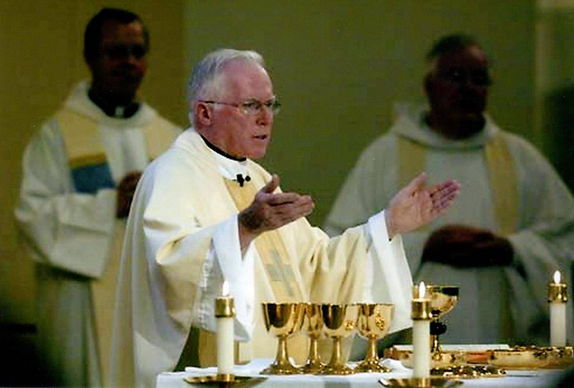 Fr Ed's Retirement Mass 2007 171 (Copy)