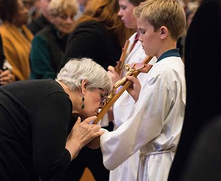 Good Friday at St. Matthew Church in Charlotte (Tara Heilingoetter, correspondent)