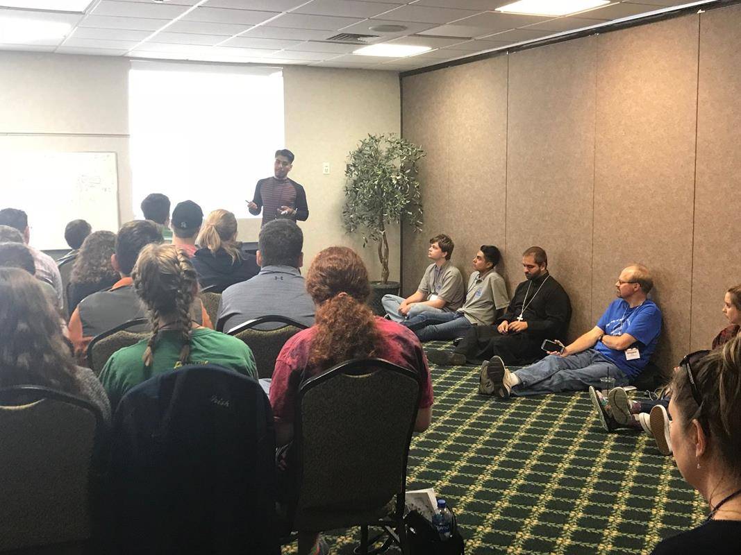 The workshops addressed a variety of issues: moral decision-making, Theology of the Body, virtues education, prayer, maintaining one’s faith in college – and other pertinent topics for today’s young people.