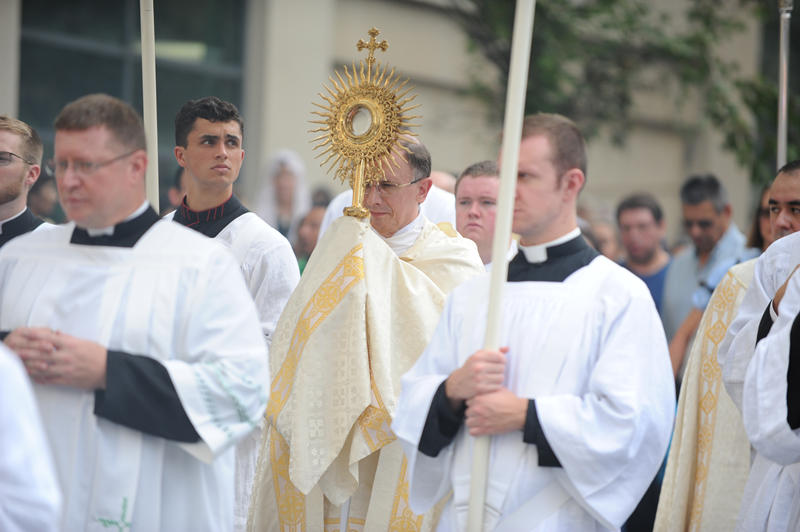 Catholics pray for reparation, find renewal in the Eucharist