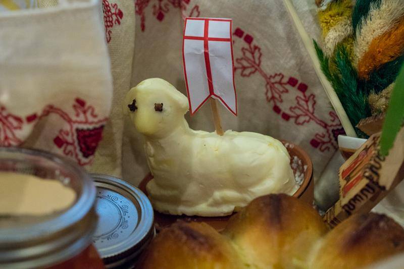 A butter lamb is a traditional item in a Polish Easter basket. Easter goodies were blessed in a traditional Polish ritual at St. Thomas Aquinas Church. (Photo by Doreen Sugierski)