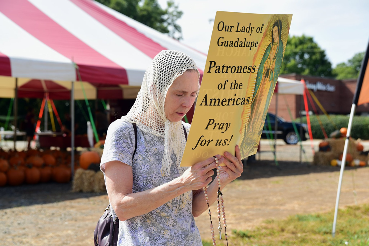 CHARLOTTE — Twenty St. Patrick Cathedral parishioners participated in the annual Life Chain, an hour of silent pro-life witness held on sidewalks each year on Respect Life Sunday. (Photos by James Sarkis)