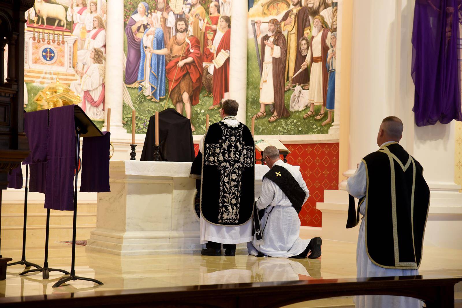 St. Ann Church in Charlotte and the Charlotte Latin Mass Community continued its Latin-Extraordinary Form Triduum with the Mass of the Presanctified on Good Friday, April 2. (Photo provided by Markus Kuncoro and Mike FitzGerald)