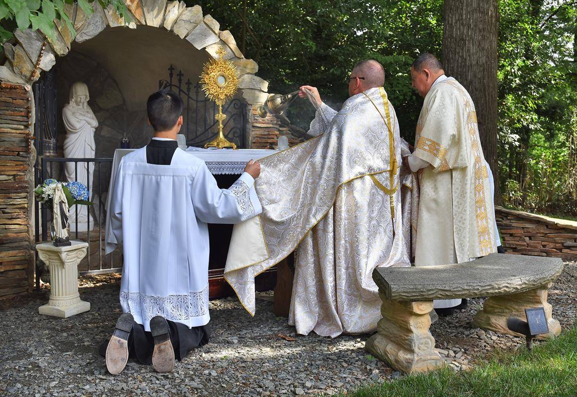 St. Patrick Cathedral celebrated the Solemnity of Corpus Christi June 6 with a traditional Eucharistic Procession on the Cathedral grounds following the 9 a.m. Mass.