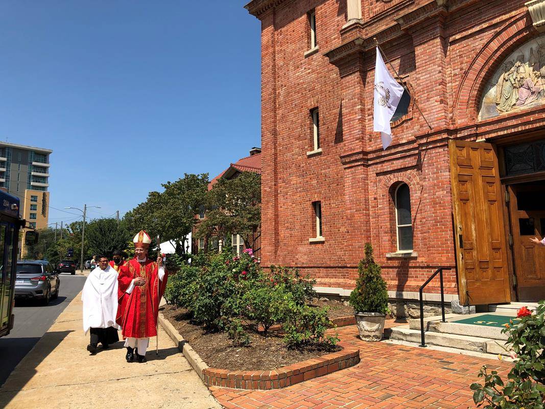 St Lawrence Basilica procession Bishop Jugis   8 8 21 SAH (Copy)