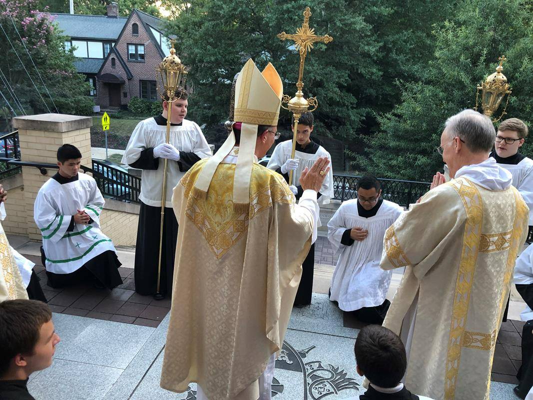 Bishop Peter J. Jugis celebrates Mass for the Eucharistic Congress at St. Patrick Cathedral. (Photos by SueAnn Howell, Catholic News Herald)