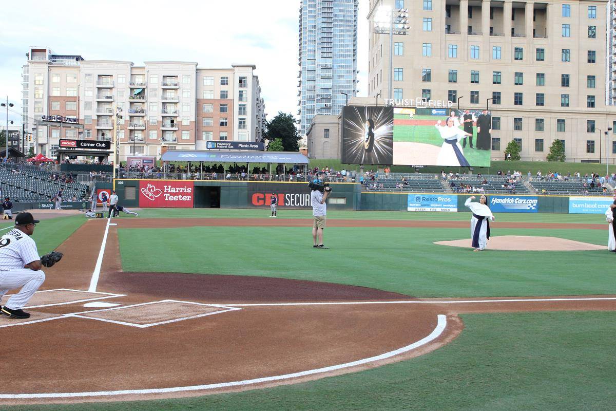 Former Knights player joins Charlotte Baseball Round Table of Honor