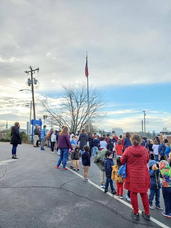 On Jan. 31, Immaculata students participated in a flag-raising ceremony as part of a day celebration our nation.