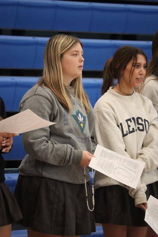 Christ the King students pray the rosary.