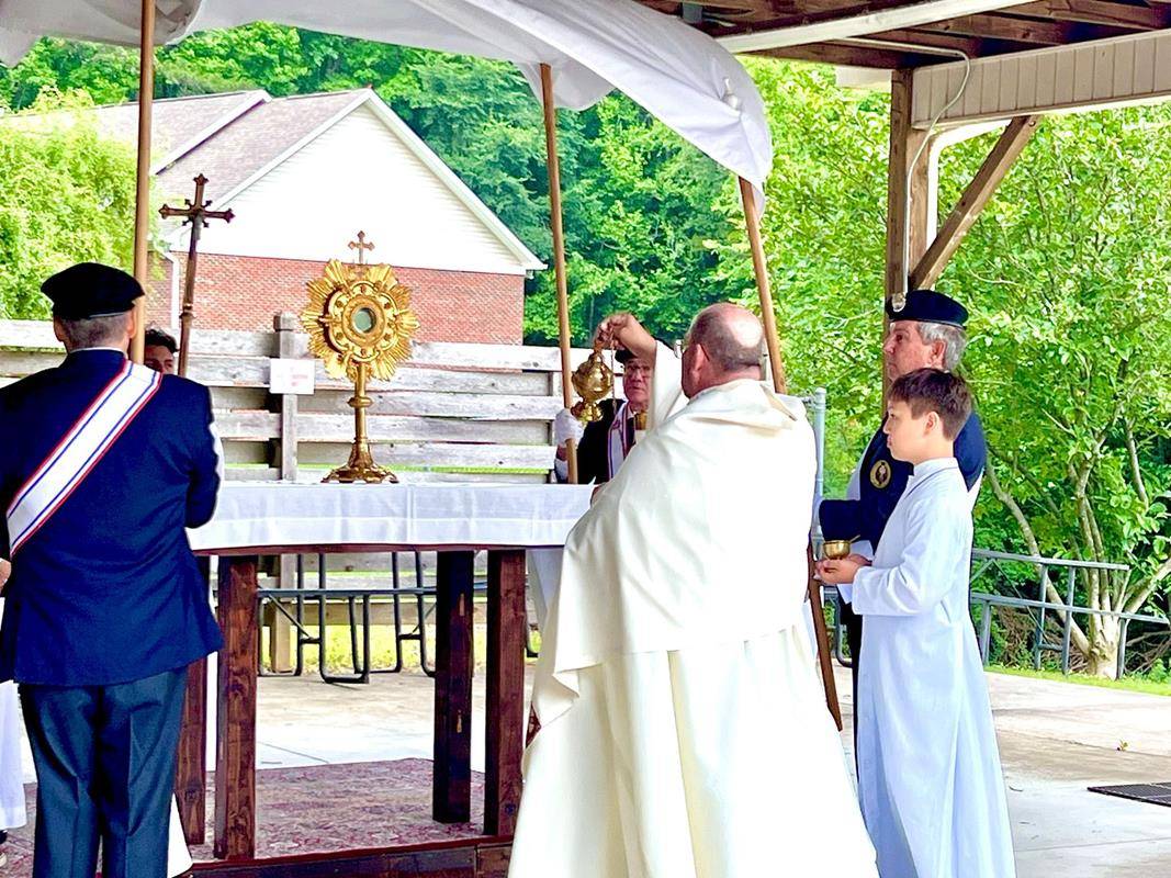 St John Neumann Corpus Christi Eucharistic Procession