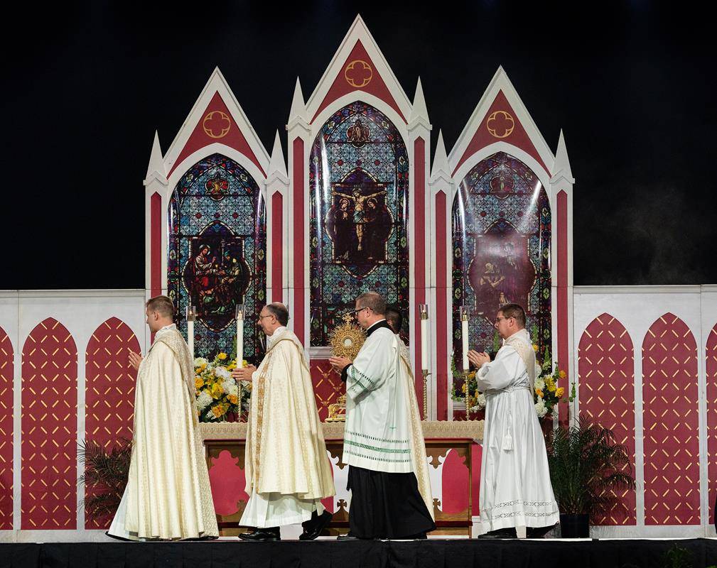 Charlotte_Eucharistic_Congress058 (Copy)