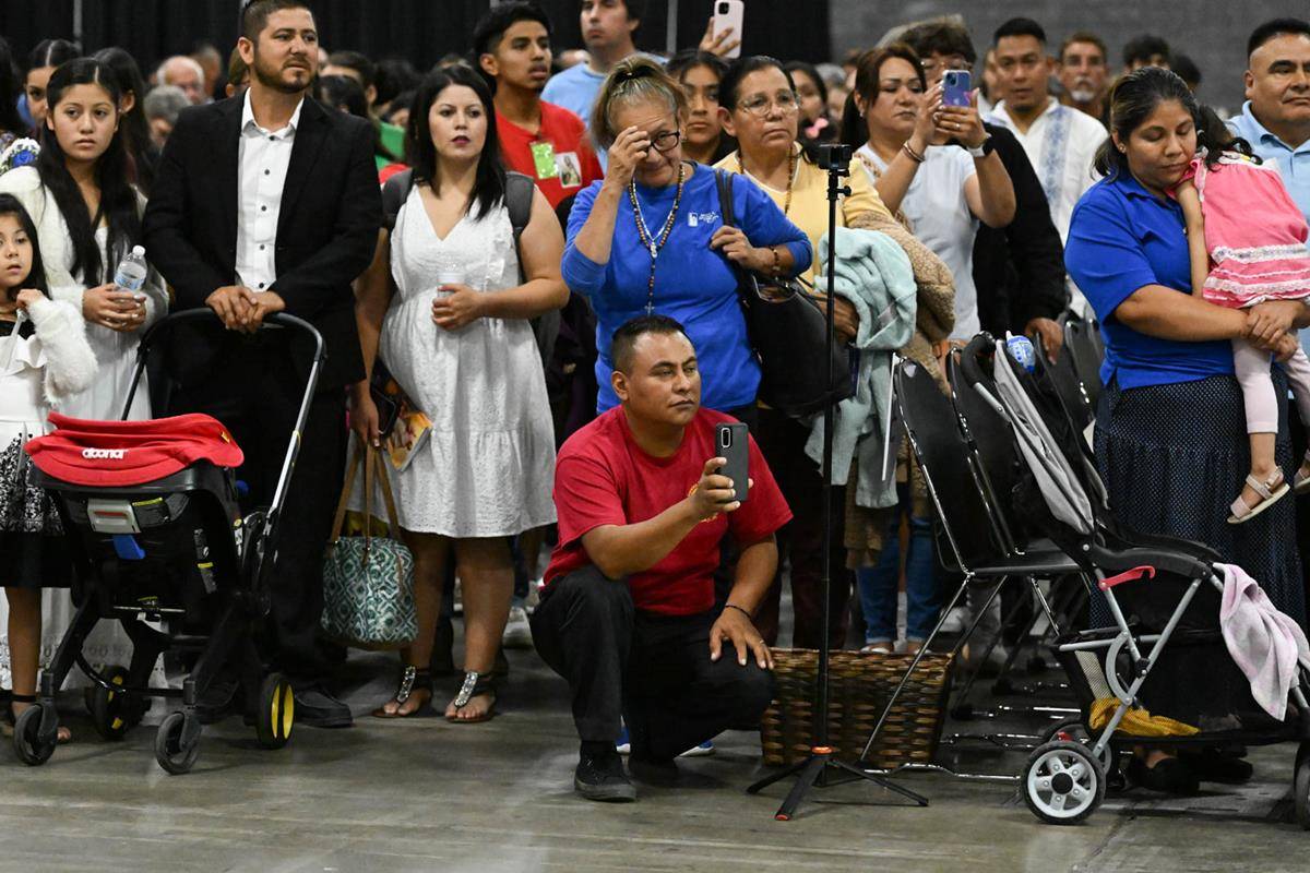 E_Congress1323 (Copy)