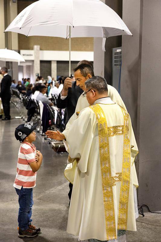 Sights of the Eucharistic Congress