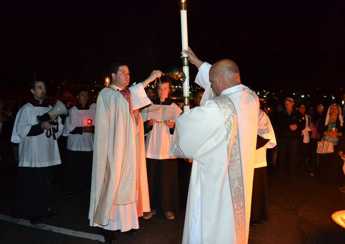 Lenoir_JR_EasterVigilMarch2620168_1200x849