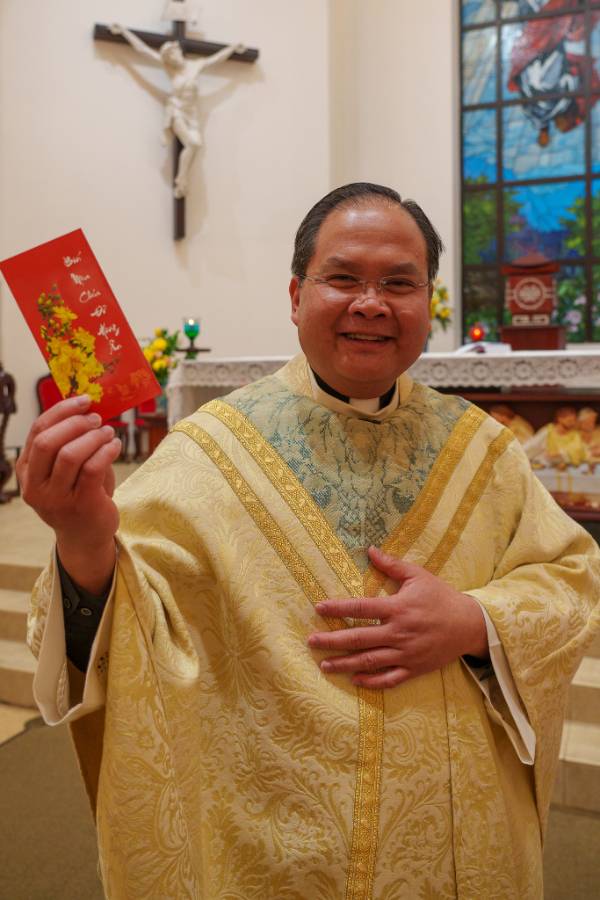 PHOTO- Tet celebration-03