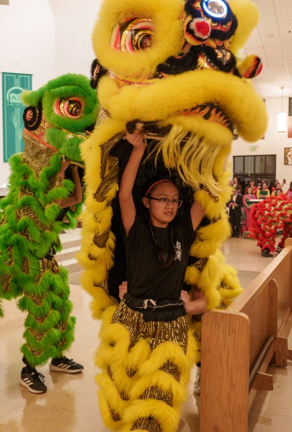 PHOTO- Tet celebration-24