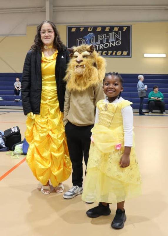 Sacred Heart School celebrated Catholic School with Magical Monday and pajama day and no homework day!