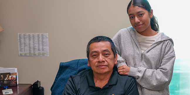 Estudiante hispana y diácono resaltan el impacto transformador de la educación católica