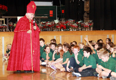 062013 Msgr Bellow retiring1