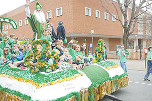 033018 st patrick float 2