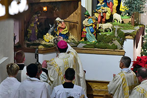 122821 Midnight Mass with the bishop2