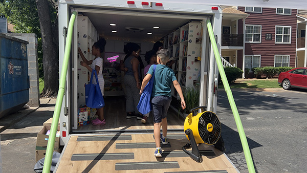 080125 world refugee day