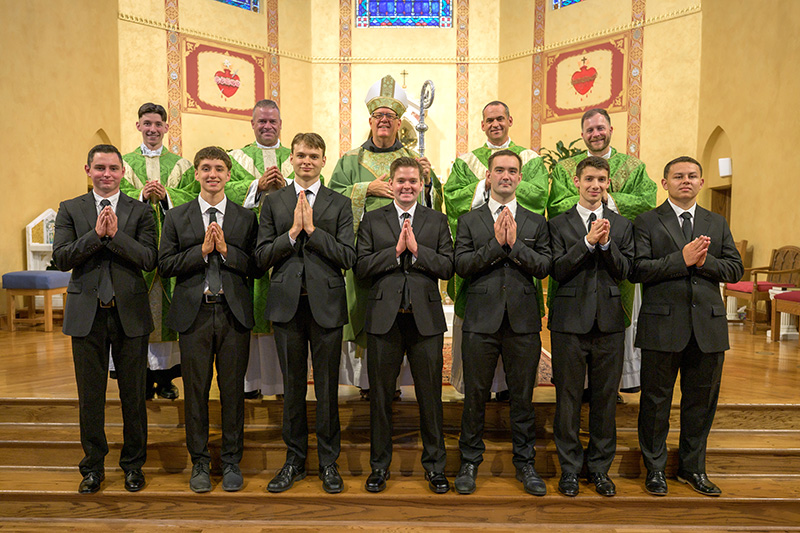 081525 SJCS opening mass group pic