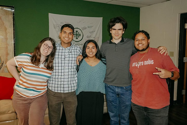 051526 Campus Connection2