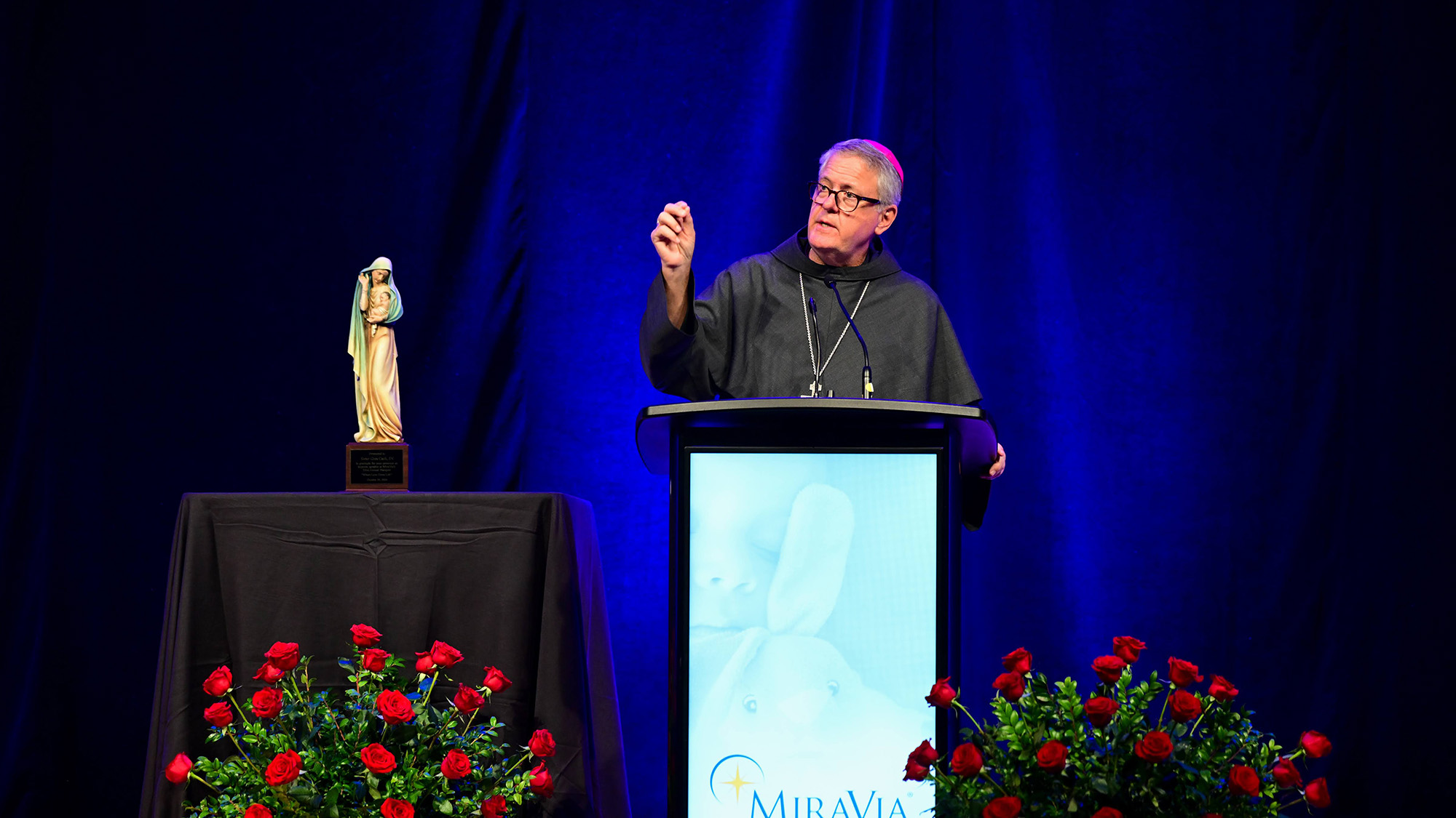 MiraVia celebrates mothers and supporters at “Loves Gives Life” banquet