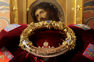 111524 notre dame relics 2