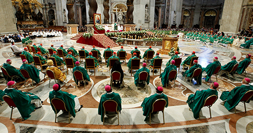 101721 pope synod mass
