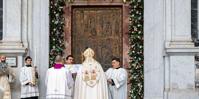 010625 jubilee door