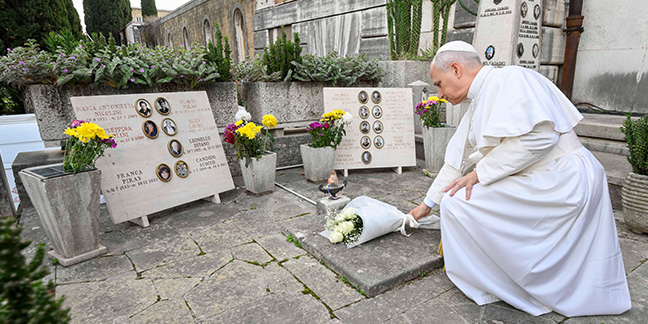 110325 pope cemetary